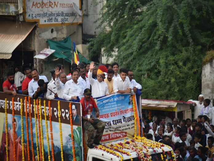 अकोल्यामध्ये धम्म मेळाव्यासाठी अनेक शहरातील अनुयायांची उपस्थिती