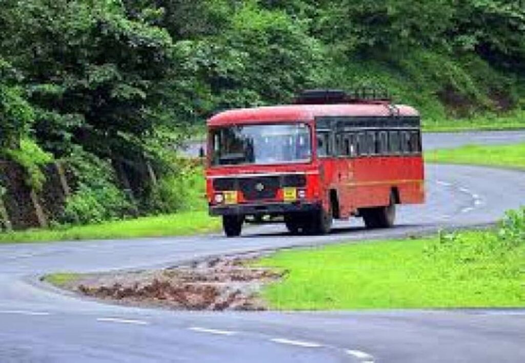 निवडणुकीचे काम आटोपल्यानंतर बससेवा सुरळीत